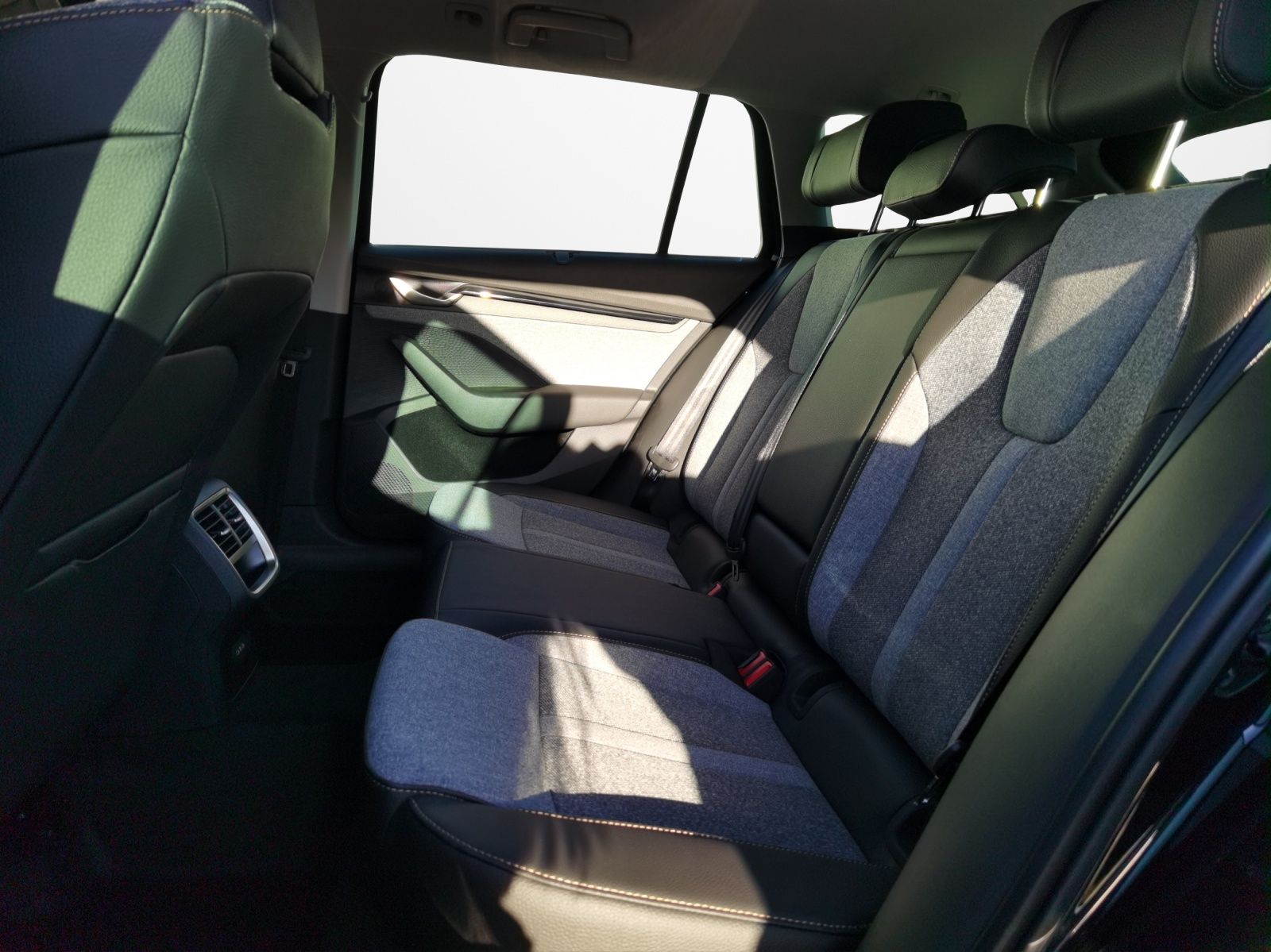 Skoda Octavia - Bild 11