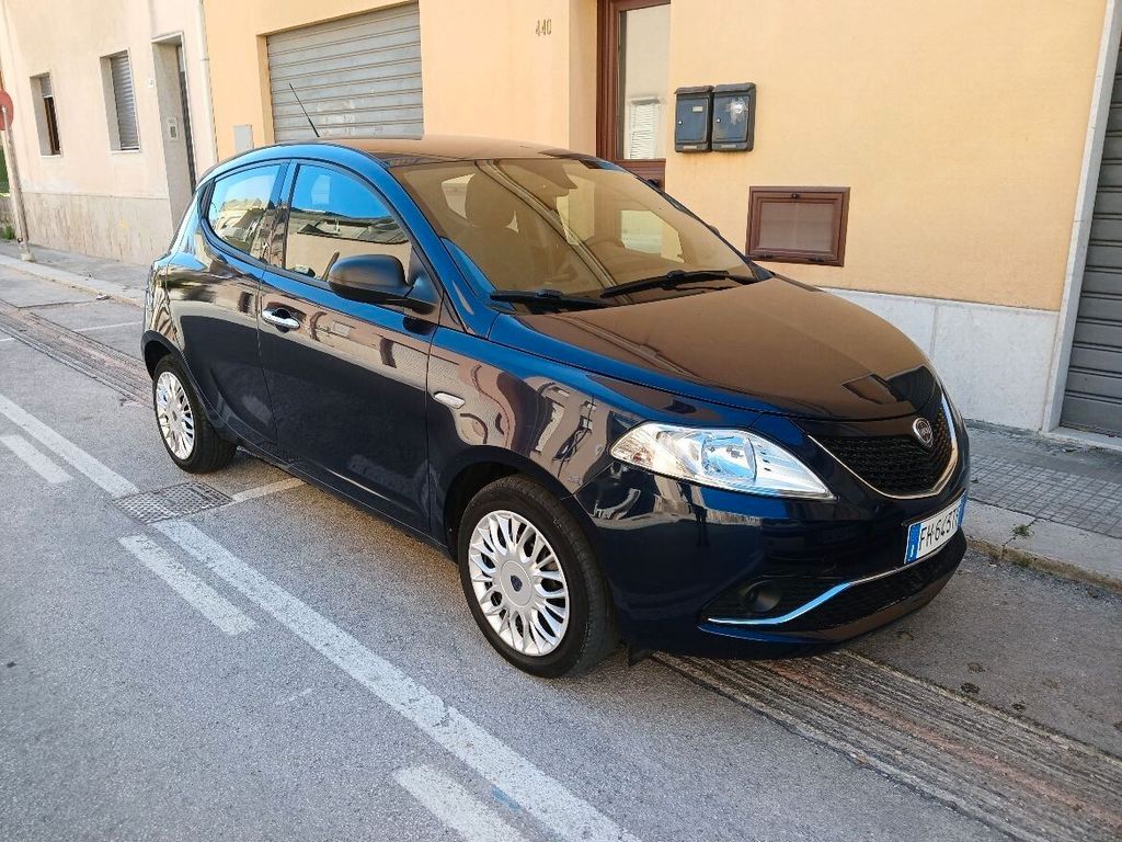 Image of Lancia Ypsilon