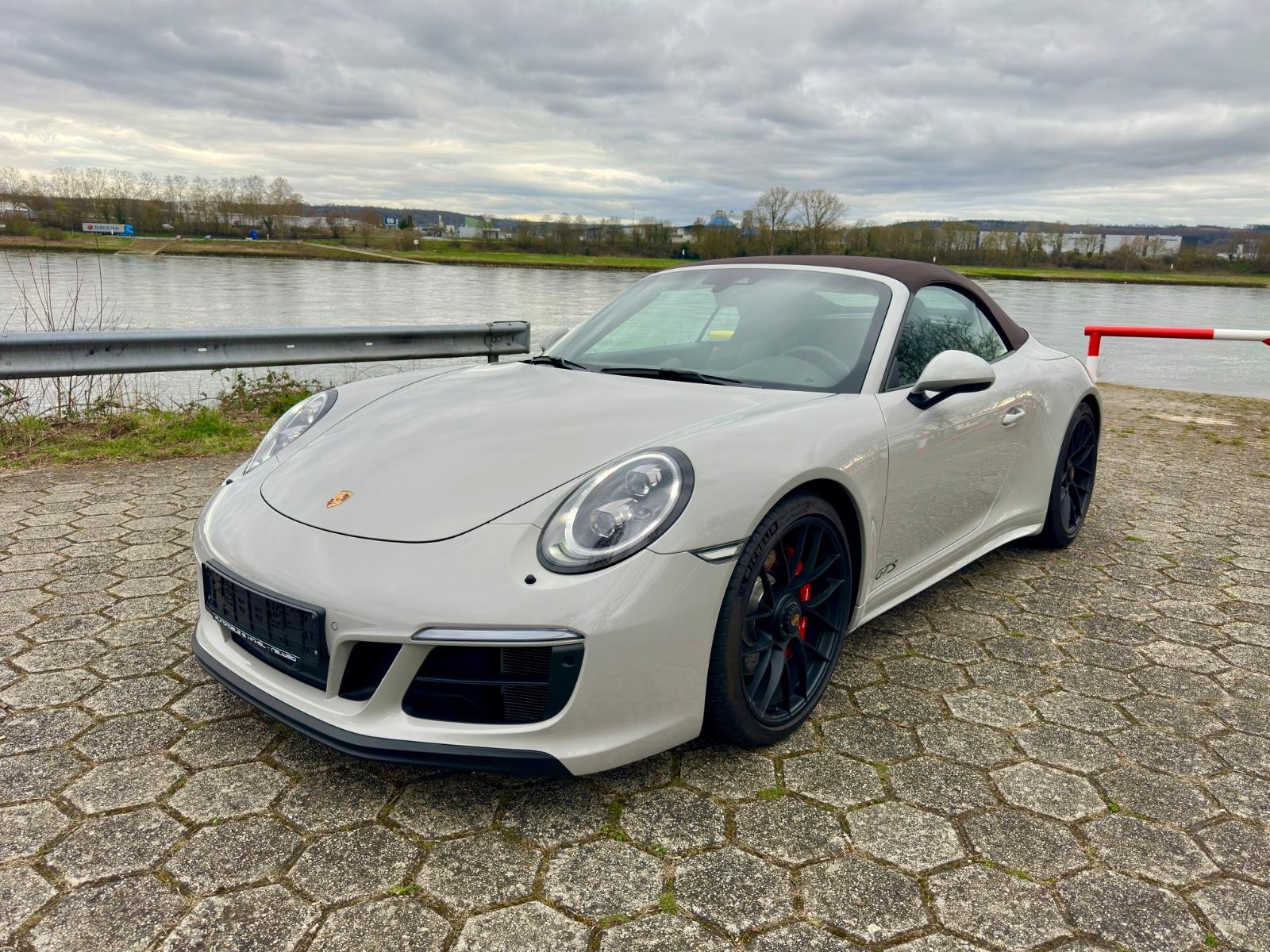 Porsche 991/911 Carrera 4 GTS "Approved bis 11/2028"