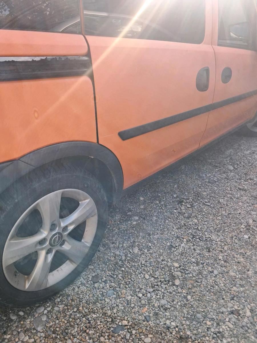 Opel Combo 2005 — photo 7