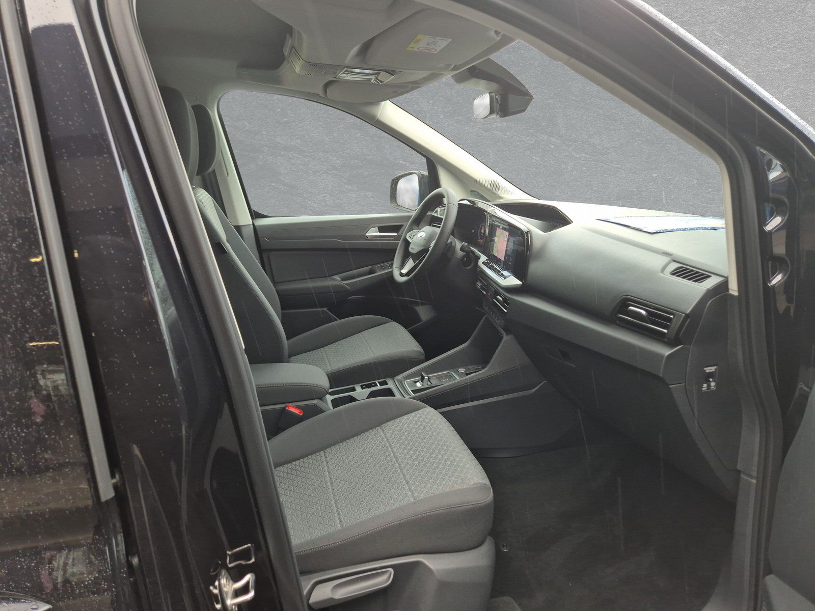 Ford Tourneo Connect Titanium iACC RFK GJR imagem 3