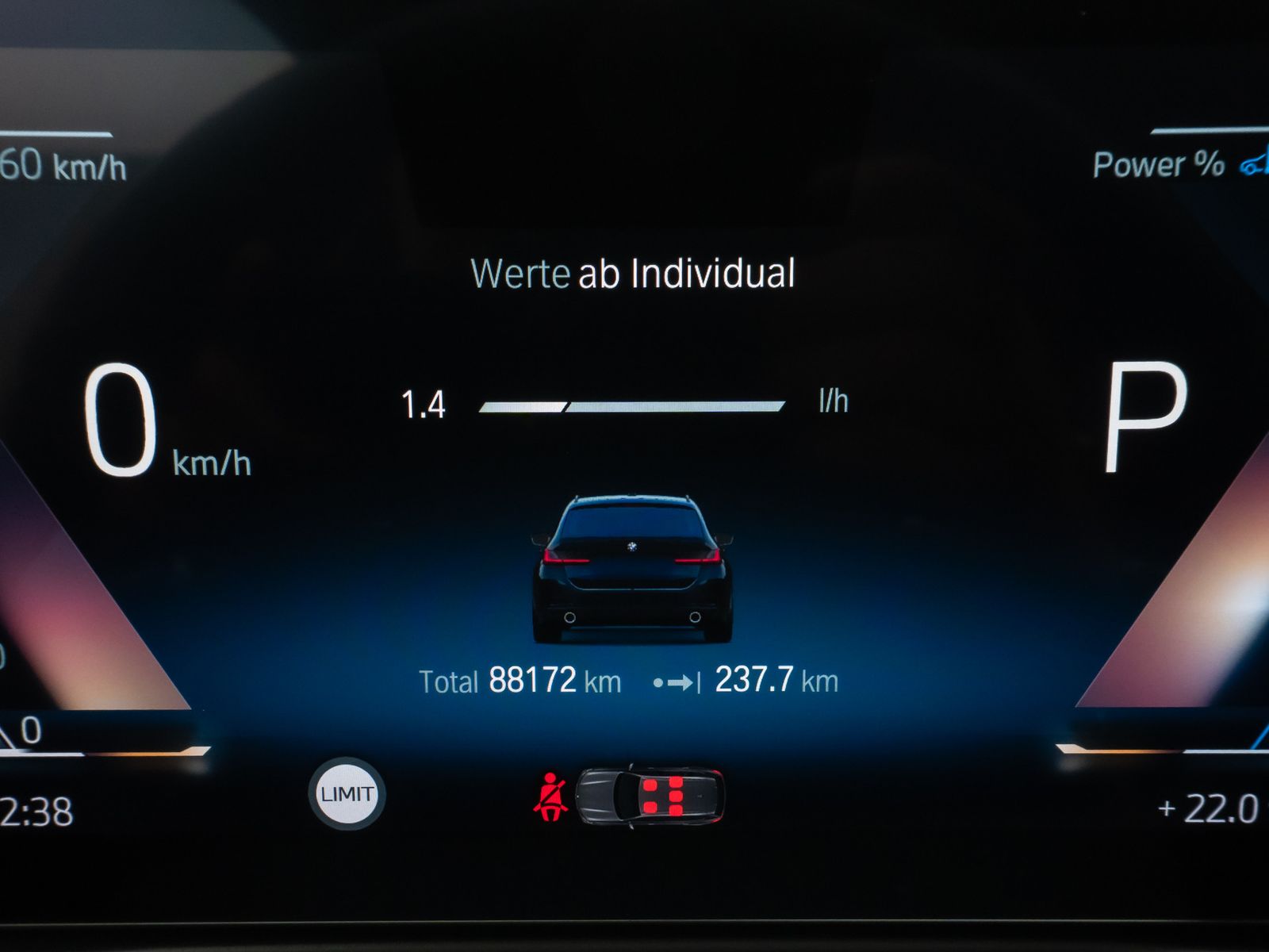 Fahrzeugabbildung BMW 320d Kamera DAB HUD Lenkradheizung Alarm Sport