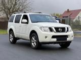 Nissan Pathfinder 2.5 dCi DPF LE 4WD"KAMERA"KLIMA" - gebrauchte Nissan Pathfinder aus dem Jahr 2013