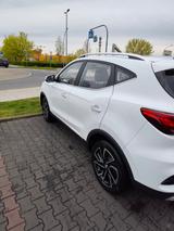 MG ZS 1.0 T-GDI Lux. ,Automatik, 3/24, weiß, 7800km - MG ZS in Frankfurt (Main)