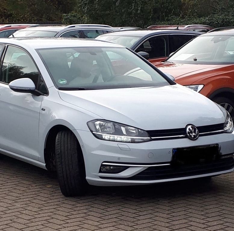 Image of Volkswagen Golf