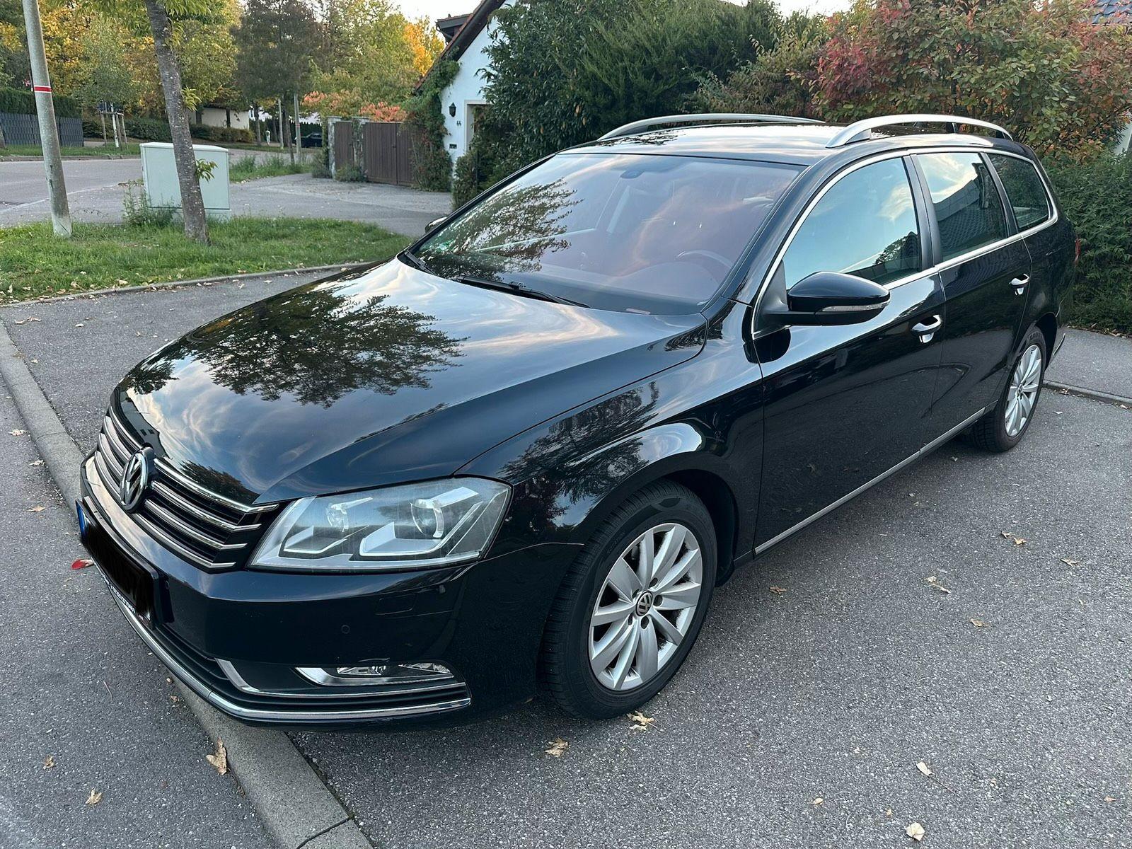 Volkswagen Passat 2013 — interior