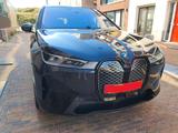 BMW iX xDrive40 - - BMW iX: Von Privat