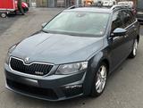 Skoda Octavia 2.0 TDI DSG RS Combi RS -Erste Hand-