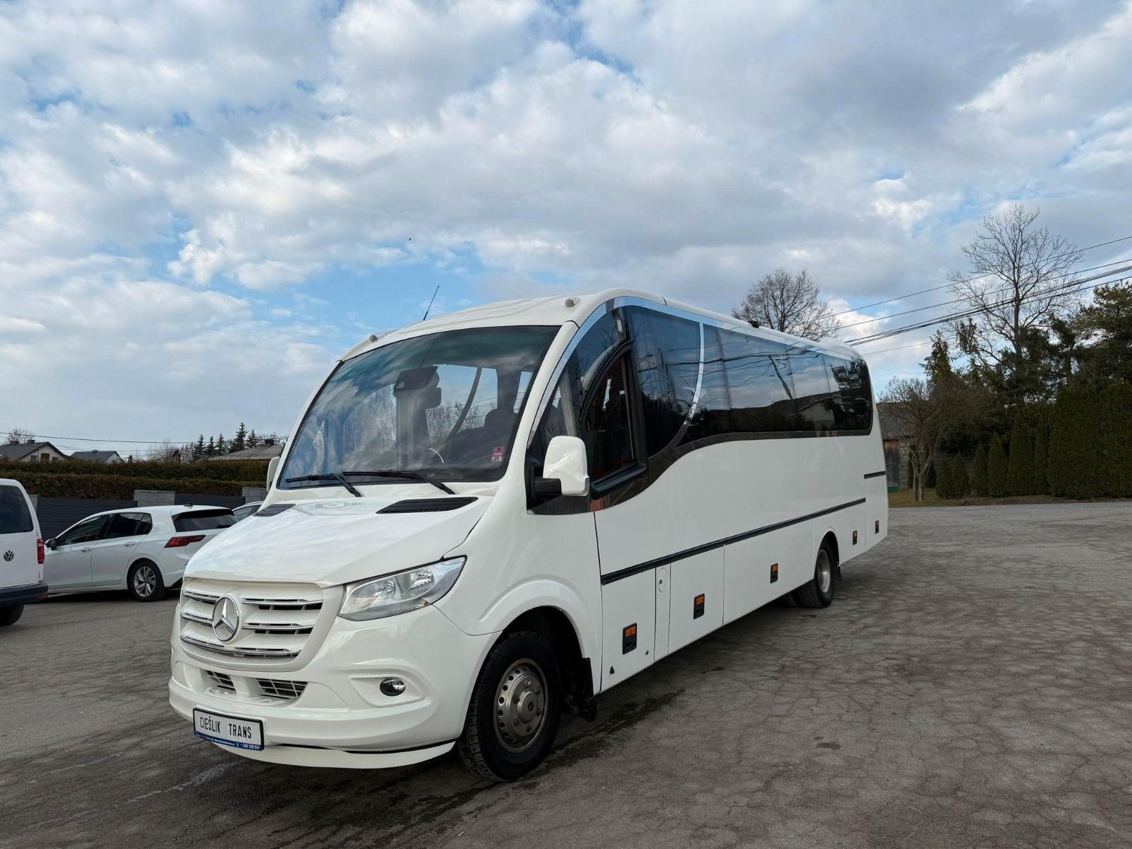 Mercedes-Benz Dyparro Sprinter V6