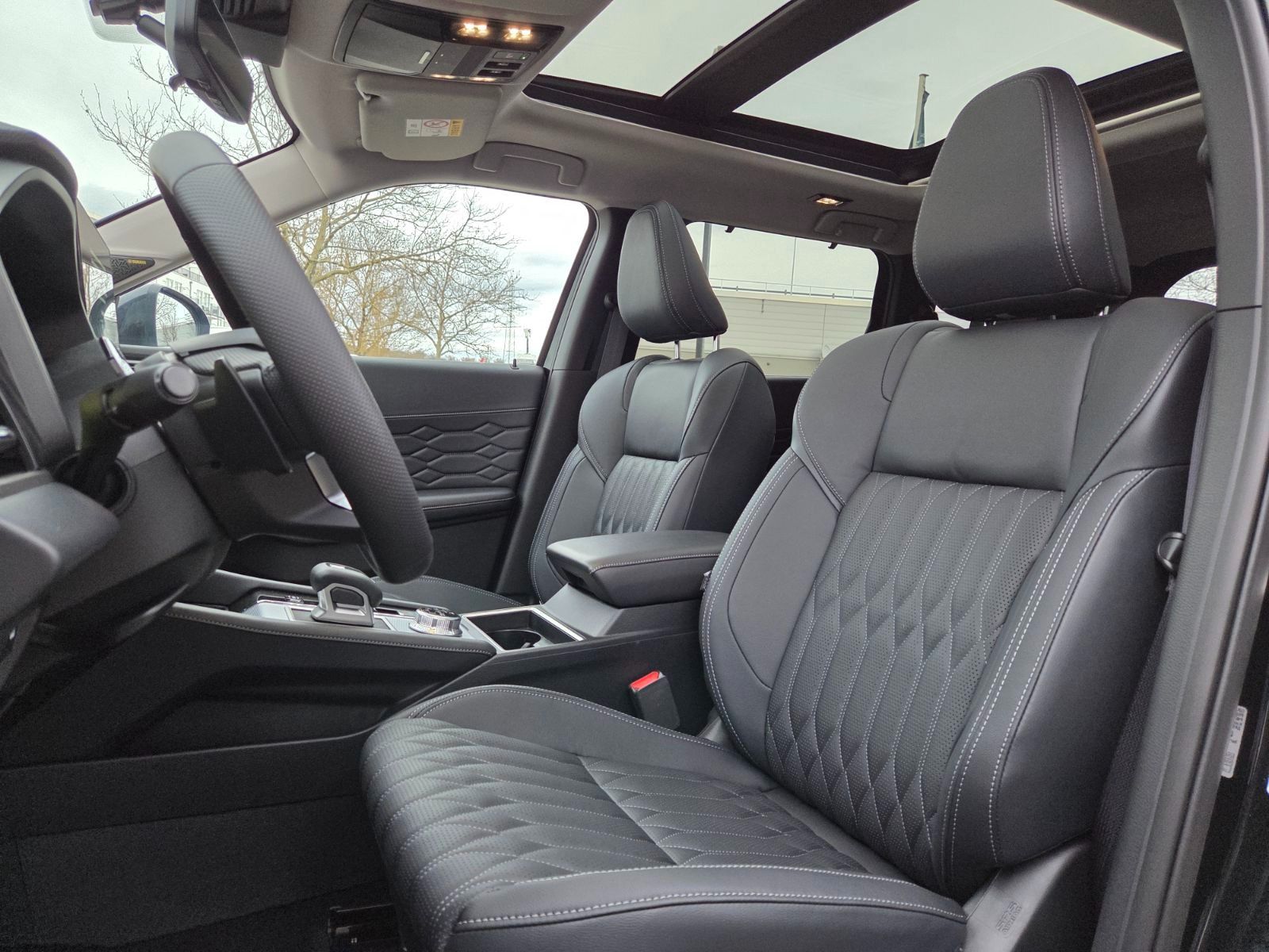 Mitsubishi Outlander - Bild 9