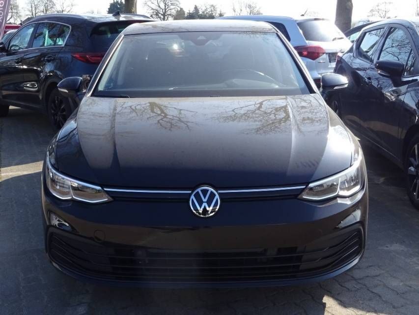 Fahrzeugabbildung Volkswagen Golf VIII 1.5 TSI United Navi