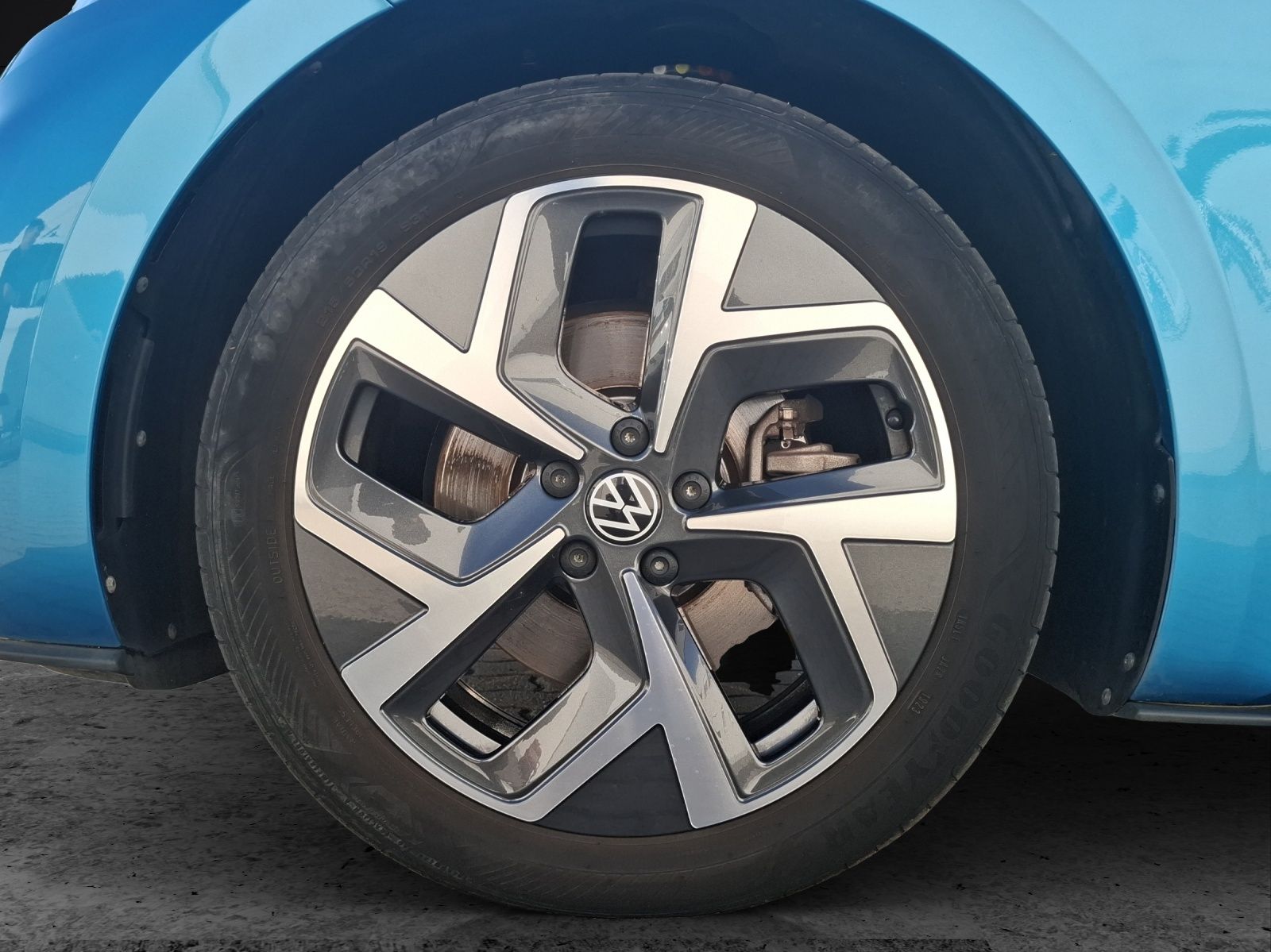 Fahrzeugabbildung Volkswagen ID.3 Pro Matrix Navi Pano ACC RFK SH 19"