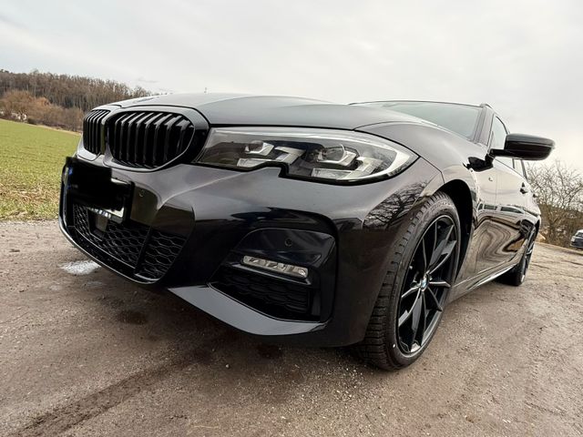 BMW 320d xDrive Touring MSport Autom.*HUD*AHK*8-fach