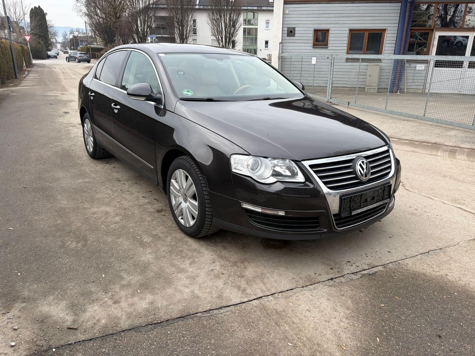 Volkswagen Passat Lim. Highline - 2.0 TDi - AUTOM. -