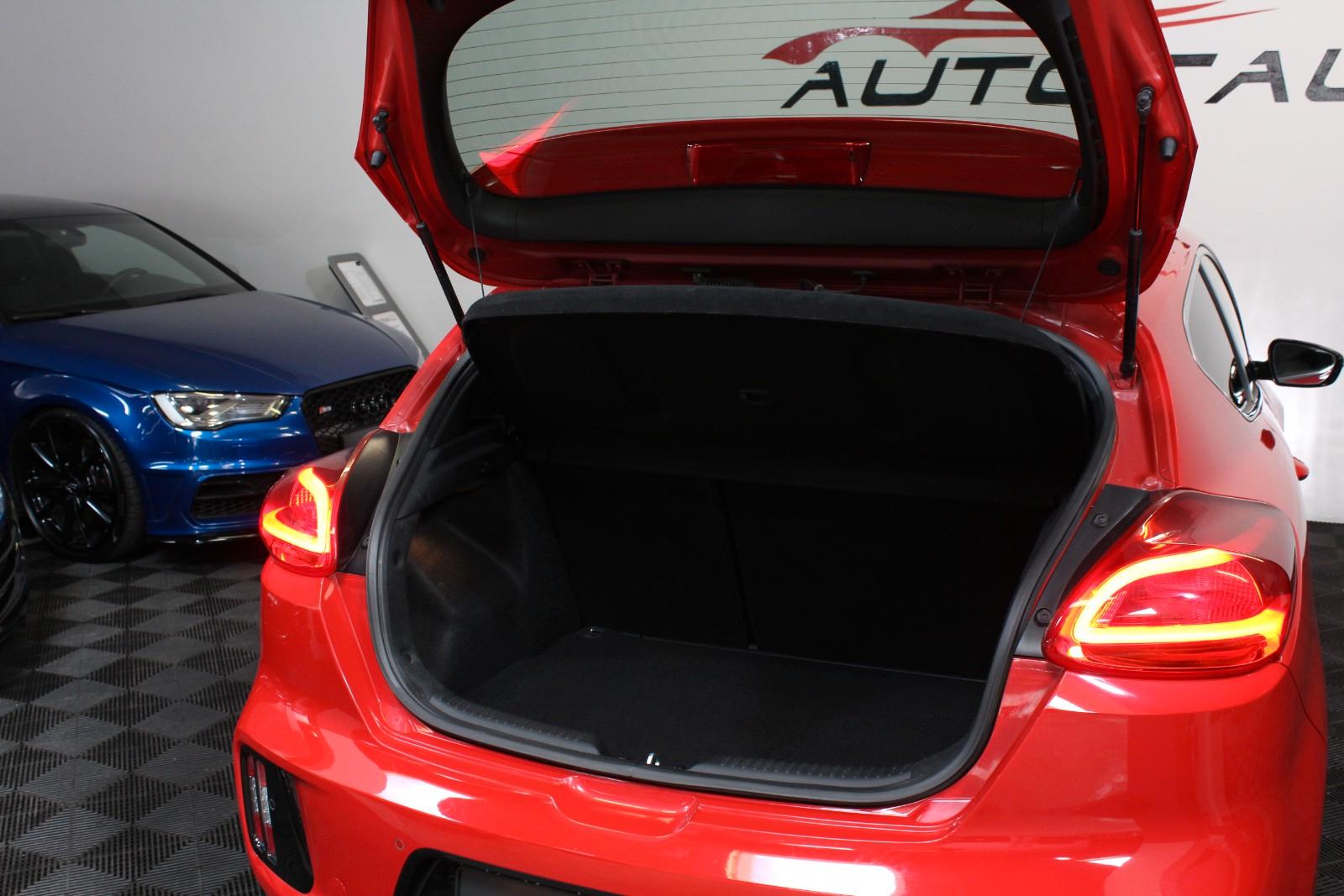 Kia pro cee'd cee'd / GT*204 PS*LED*Scheckheft*