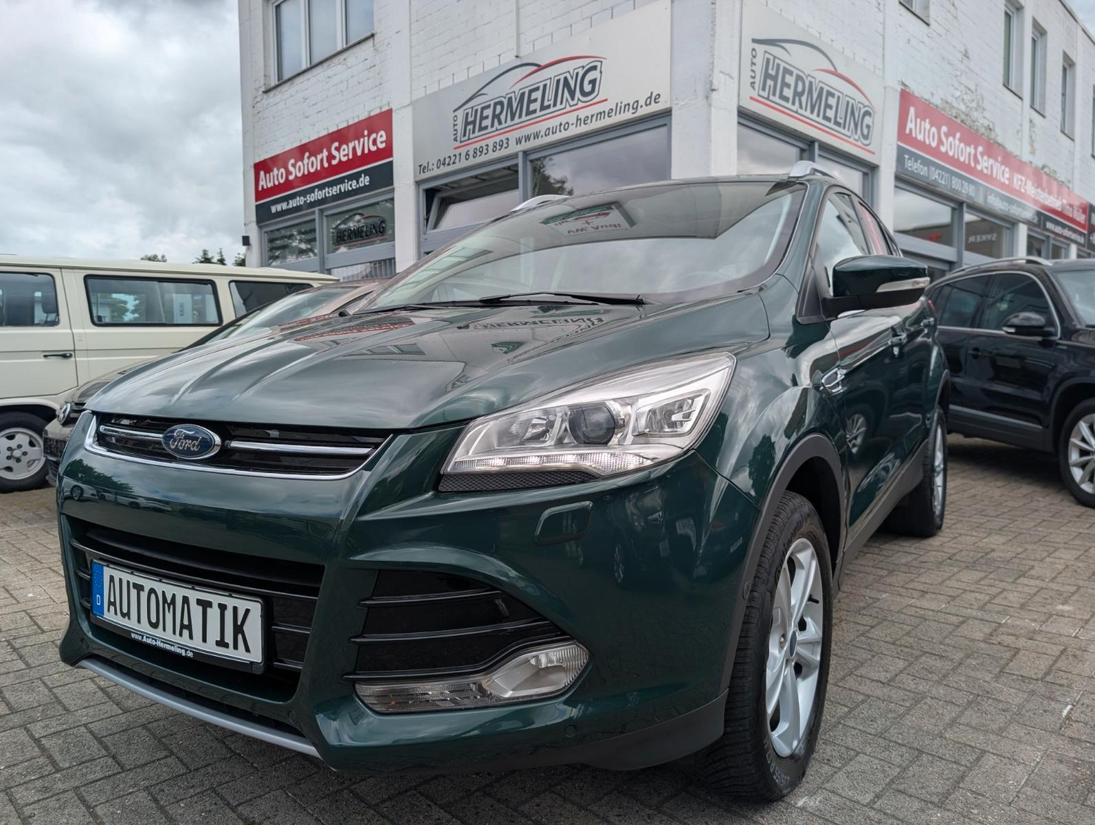 Ford Kuga 2,0 TDCi 4x4 Titanium PowerShift Pano|Leder
