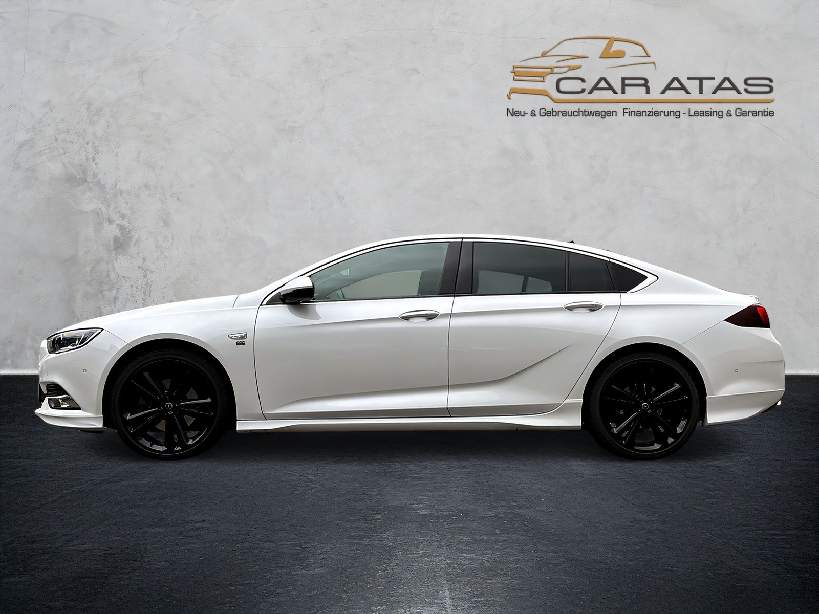 Fahrzeugabbildung Opel Insignia OPC LINE BLACK 360°INNOVATION BOSE STHZ