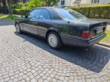 Mercedes-Benz 300 CE (W124) Charme der alten Schule  Ol... - Mercedes-Benz: Alt