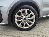 Kia Sorento Platinum 4WD*AHK*Led*HuD*Sitz-Klima* - Kia Sorento in Essen