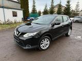 Nissan Qashqai Acenta 4x4*Navi*Facelift*8xFachbereift