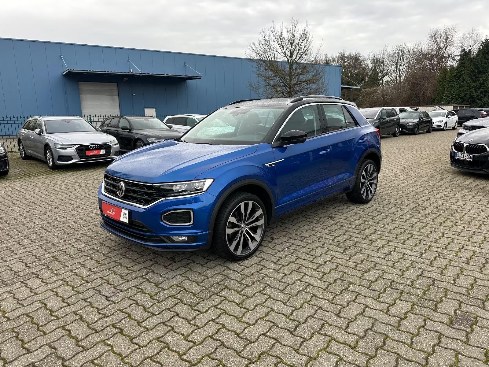 Volkswagen T-Roc 1,5 R-Line 1.HAND Virt KEY 19" ACC CarPlay