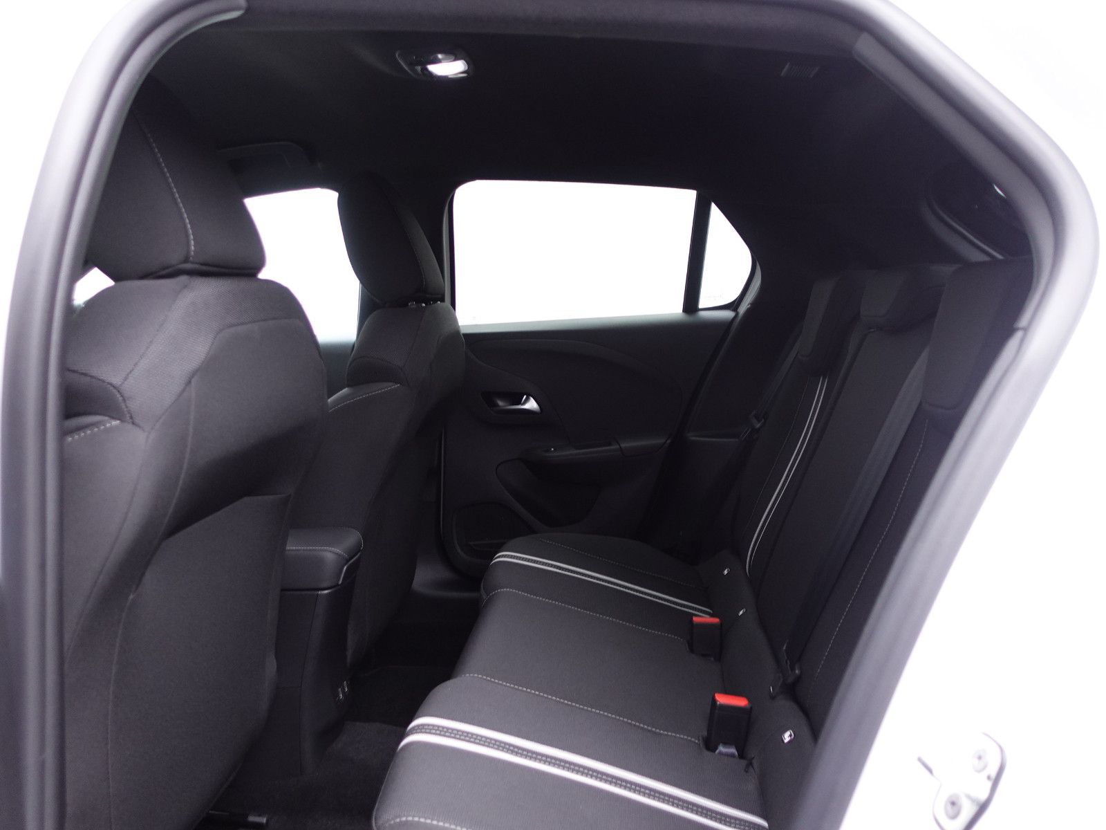 Fahrzeugabbildung Opel Corsa 1.2 Turbo GS Navi,Allwetter,Kamera,PDC,LED
