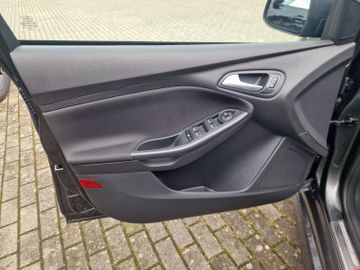 Bild 15 Ford Focus Turnier ST-Line