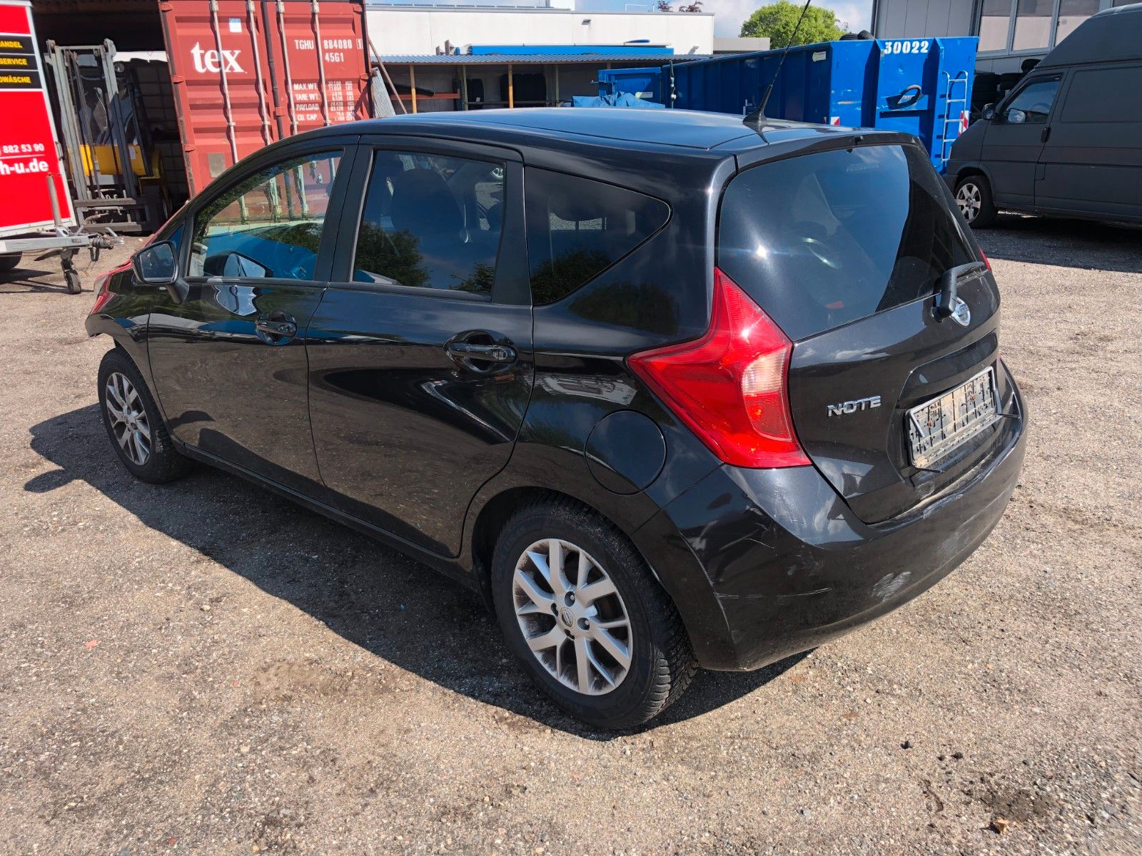 Fahrzeugabbildung Nissan Note Acenta Plus Frontschaden