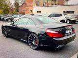 Mercedes-Benz SL 63 AMG Performance-415 kw - 42 tkm - gebrauchte Mercedes-Benz SL 63 AMG aus dem Jahr 2012