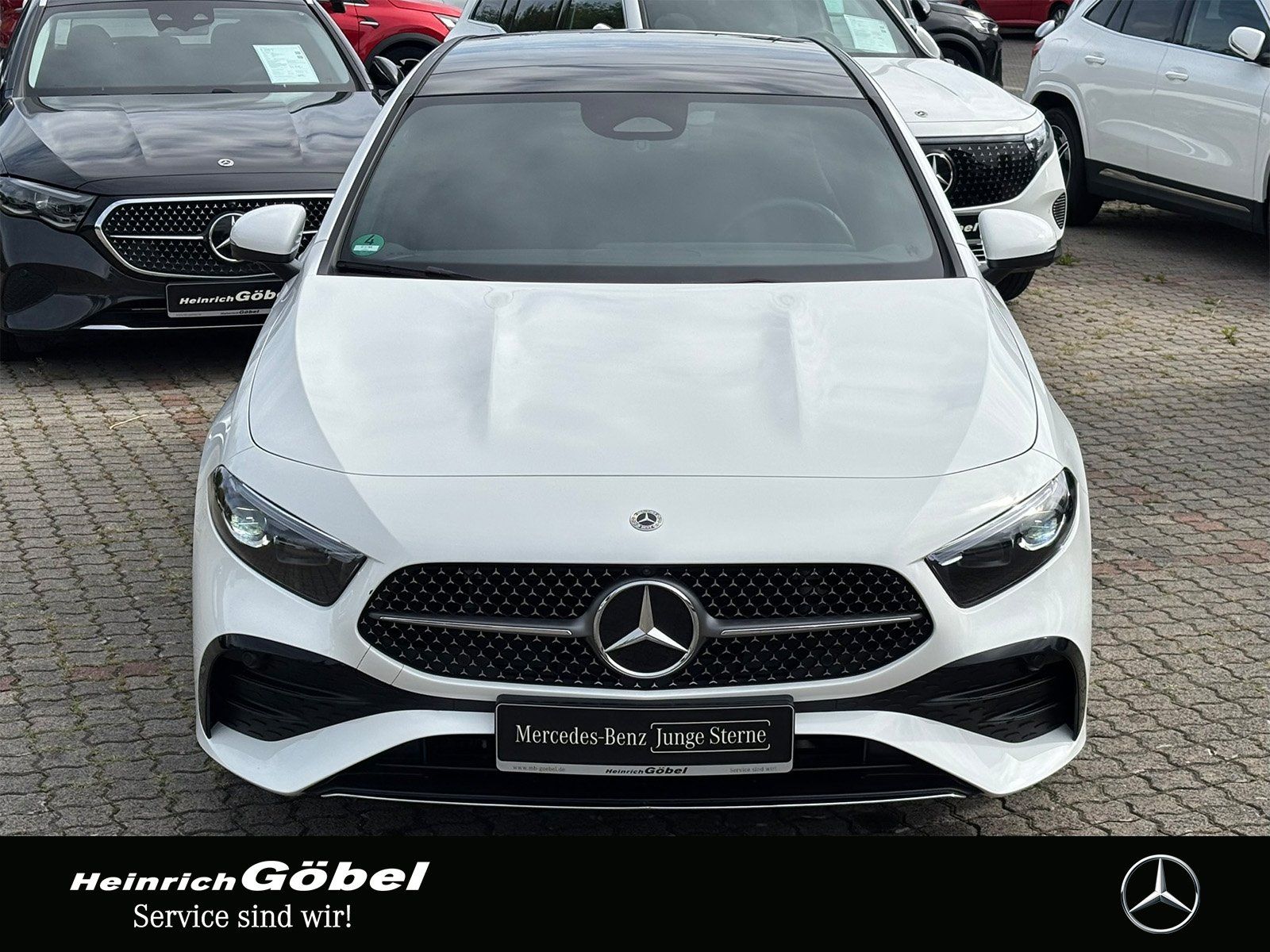 Fahrzeugabbildung Mercedes-Benz A 200 AMG*PANO*MEMORY*360°*MULTIBEAM*KEYLESS*