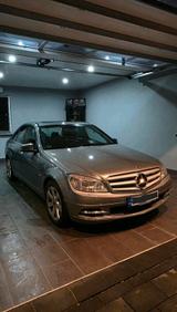 Mercedes-Benz 220 CDI W204 Limousine - Mercedes-Benz 220 aus 2011