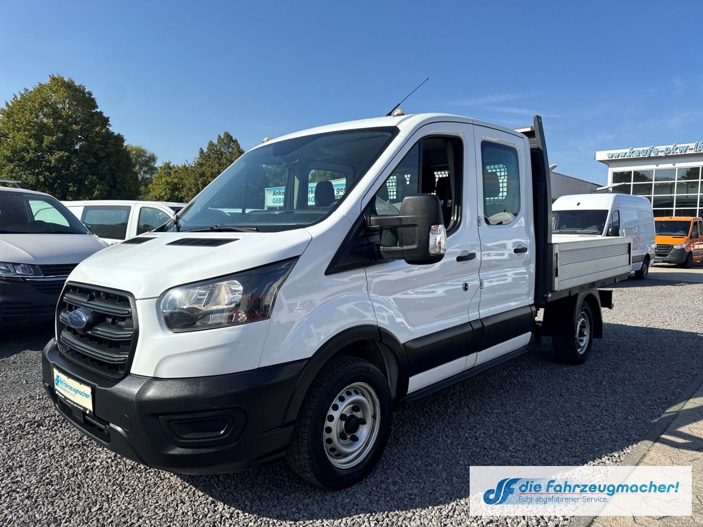 Fahrzeugabbildung Ford Transit Pritsche 310 L2 Doppelkabine Basis 2.0 T