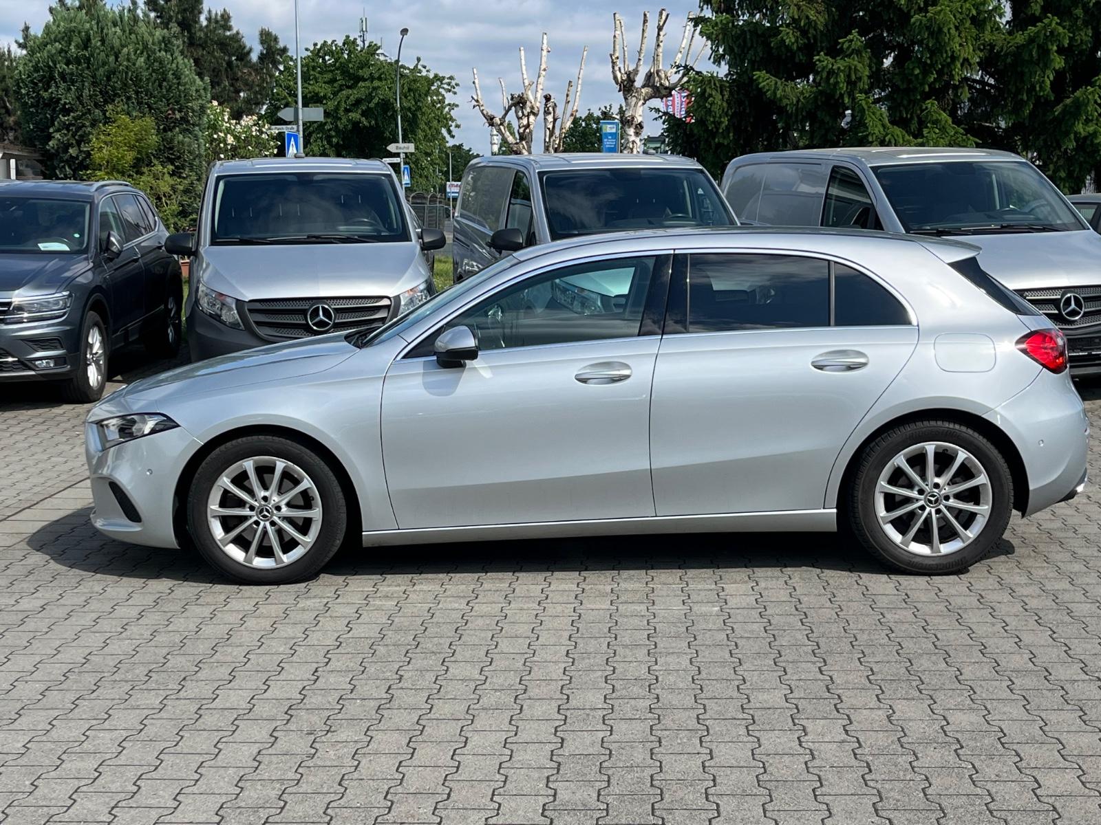 Mercedes-Benz A-Class d 4Matic*MBUX, миниатюра 5
