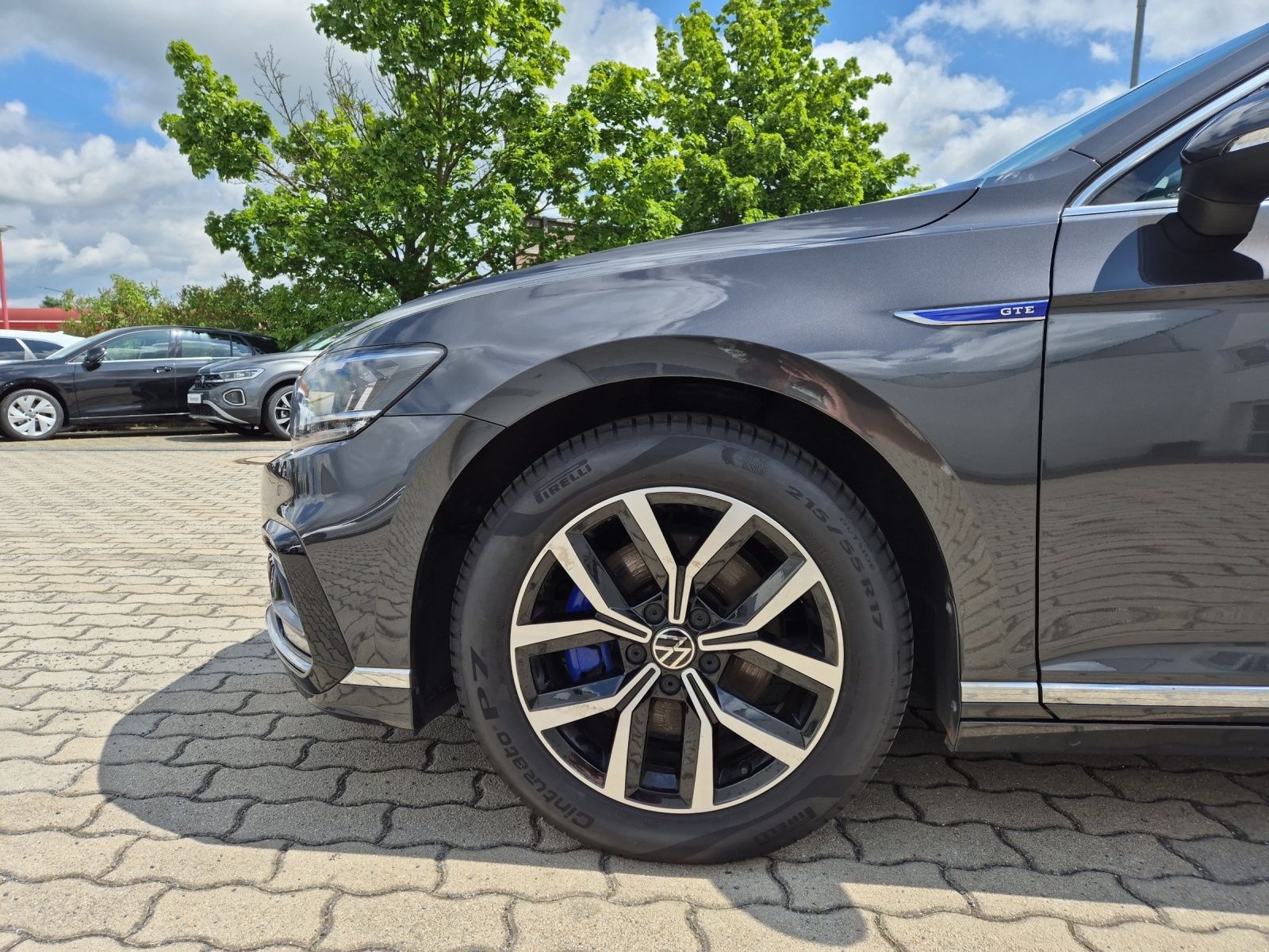 Fahrzeugabbildung Volkswagen Passat Variant GTE AHK Navi ACC RFK SH LM