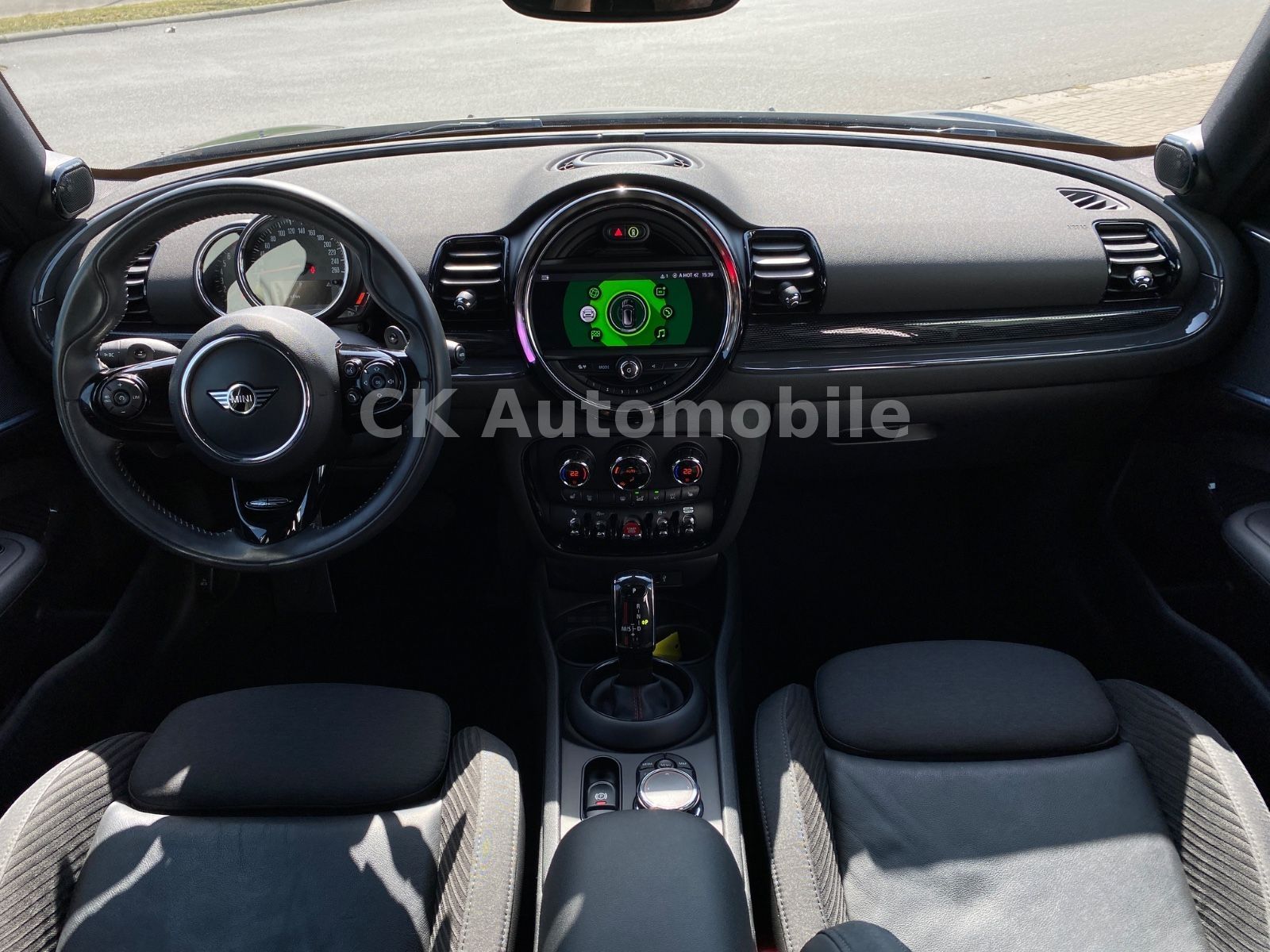 Fahrzeugabbildung MINI Cooper S Clubman All4 Chili/Navi Plus/LED/Kamera