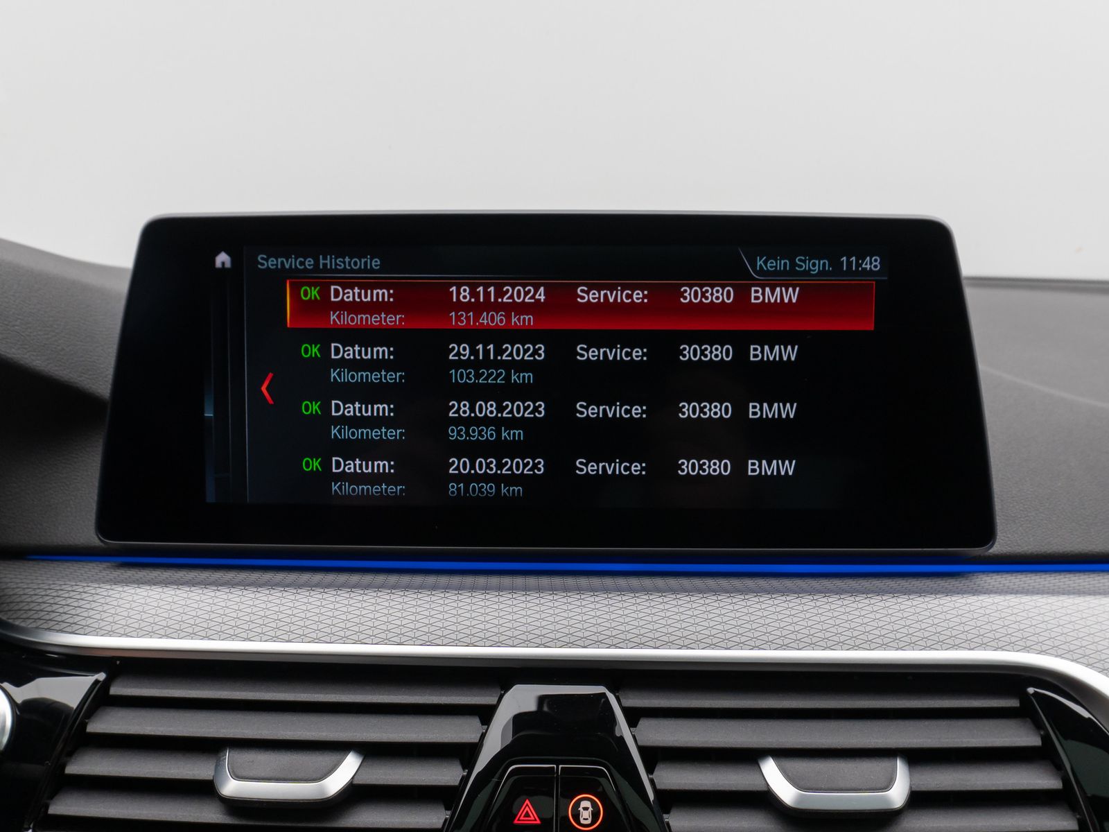 Fahrzeugabbildung BMW 540d xD M Sport Panorama 360°HUD SoftCl Massage