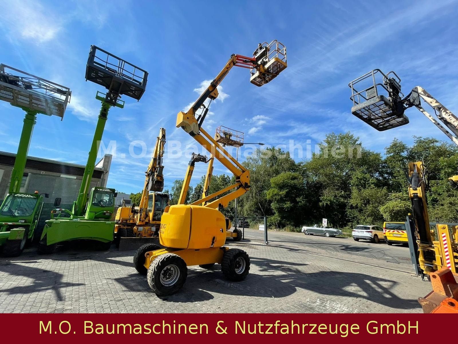 Fahrzeugabbildung JLG 450 AJ / 15,7 m / 4x4 / 230 Kg