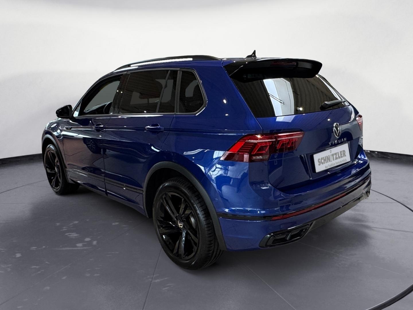 Volkswagen Tiguan R-Line 2.0 TSI DSG MATRIX/AHK/HuD/360°+++