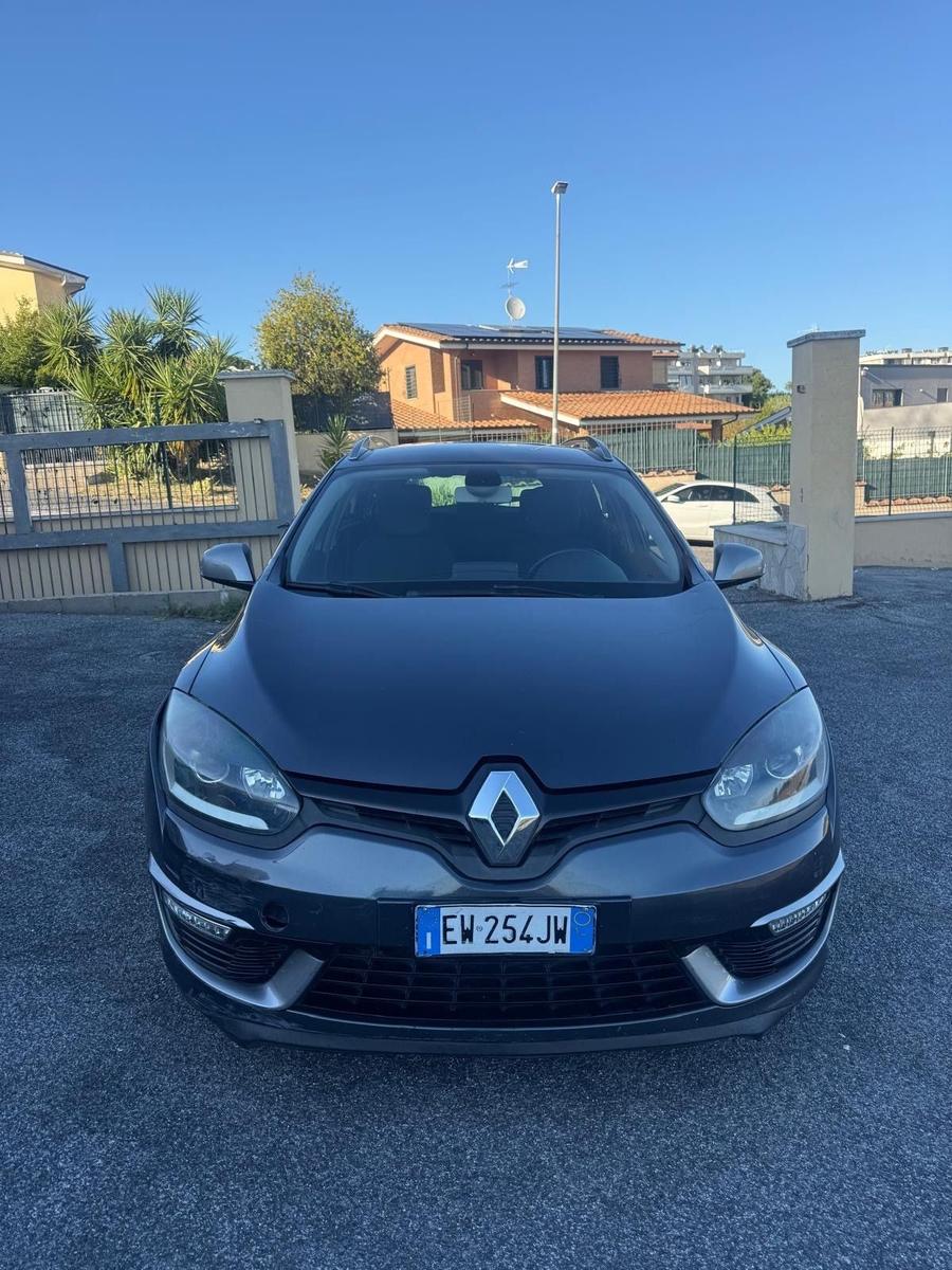 Renault Megane 2014 — rear view