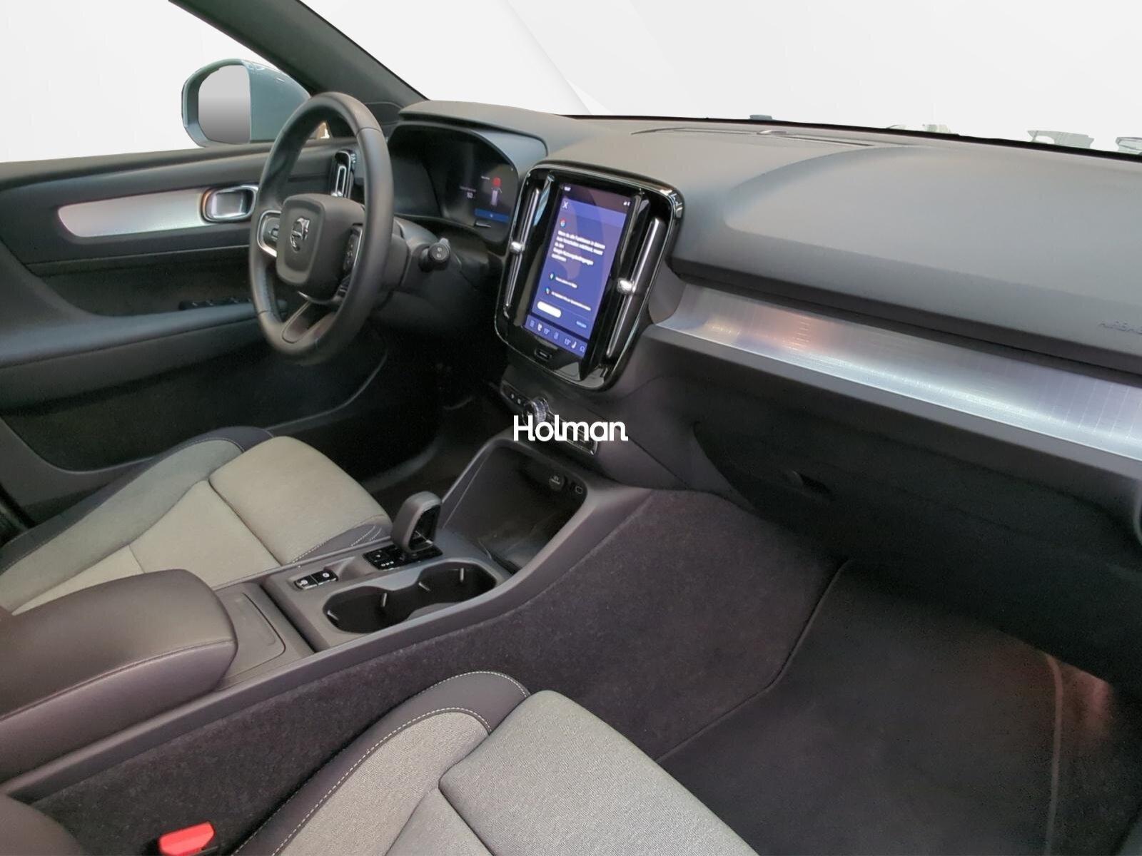 Volvo XC40 B3 B DKG Core RFK Navi LED