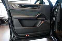 PORSCHE Cayenne GTS Coupé | Leichtbau Sport-Paket PORSCHE Cayenne GTS Coupé | Leichtbau Sport-Paket