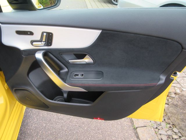 Fahrzeugbild 16