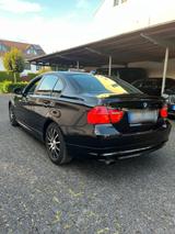BMW 318i LCI mit frischem TÜV - BMW 318 in Bonn