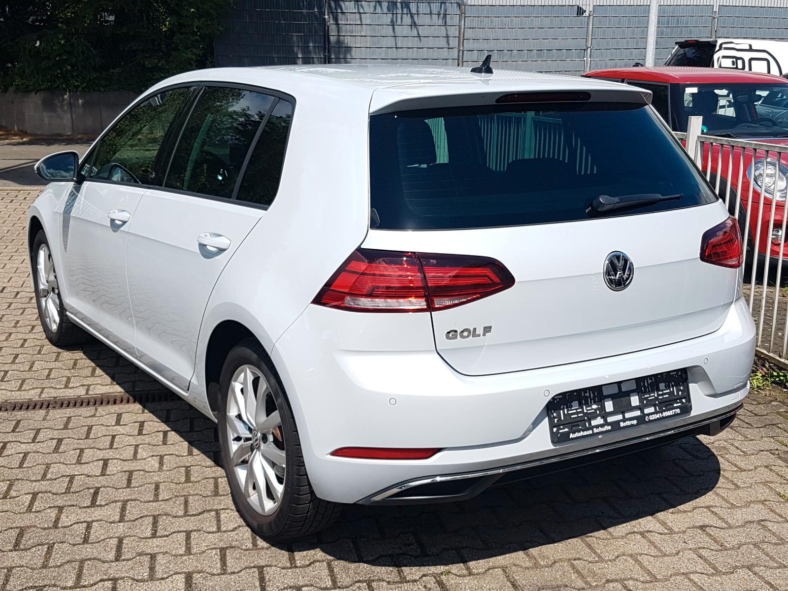 Volkswagen Golf 1.0 TSI Sound ACC APPLE-CP 17"Alu Sitzhzg.