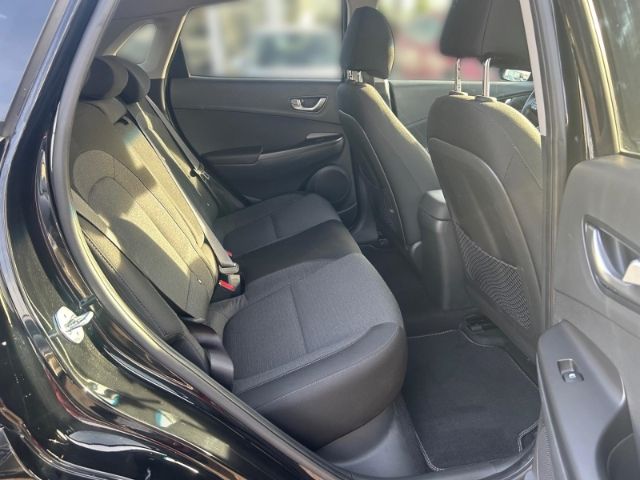 Fahrzeugabbildung Hyundai KONA Edition 30+ Elektro 2WD Navi Soundsystem AC