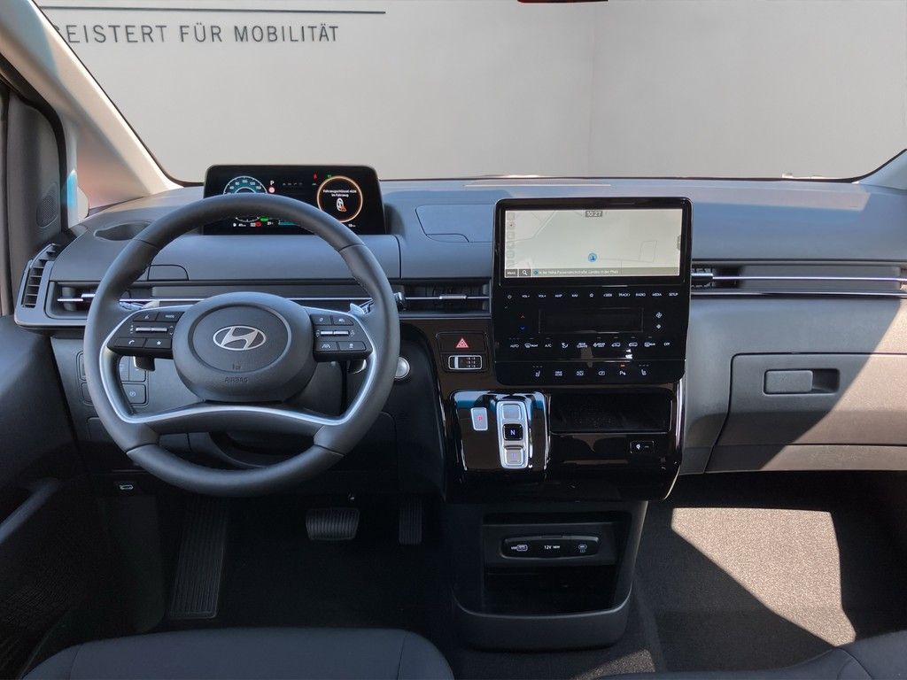 Hyundai Staria – Bild 14