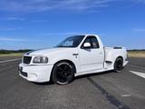 Ford F 150 SVT Lightning Fast and Furious - weiße Ford F 150