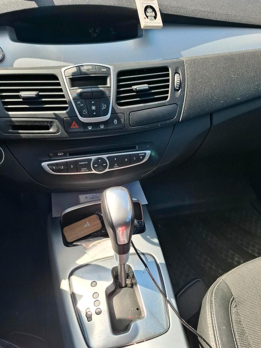 Renault Laguna 2008 — photo 6
