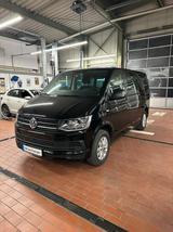 Volkswagen T6 Multivan Sitzehizung | Tempomat |LED| Kamera - Volkswagen T6 Multivan mit Anhängerkupplung