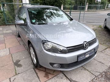 Volkswagen Golf - 2